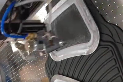 汽車內(nèi)飾自動噴膠機的應(yīng)用與優(yōu)勢